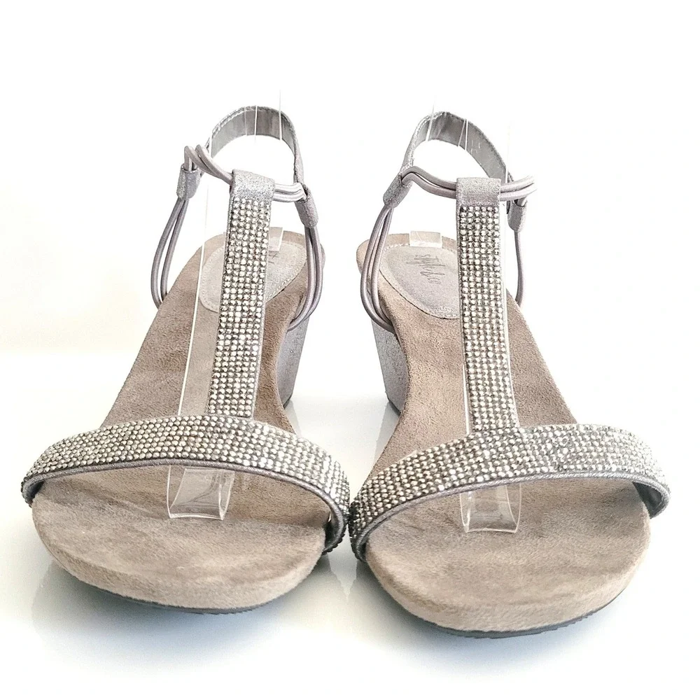 Style & Co Mulan Embellished Wedge Sandals 9M Silver Grey Rhinestone T-strap Y2K